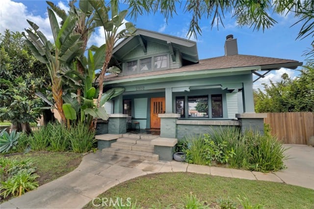 2102 Hillcrest Dr 17