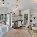 2102 Hillcrest Dr 23