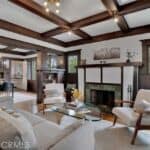 2102 Hillcrest Dr 25