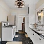 2102 Hillcrest Dr 35