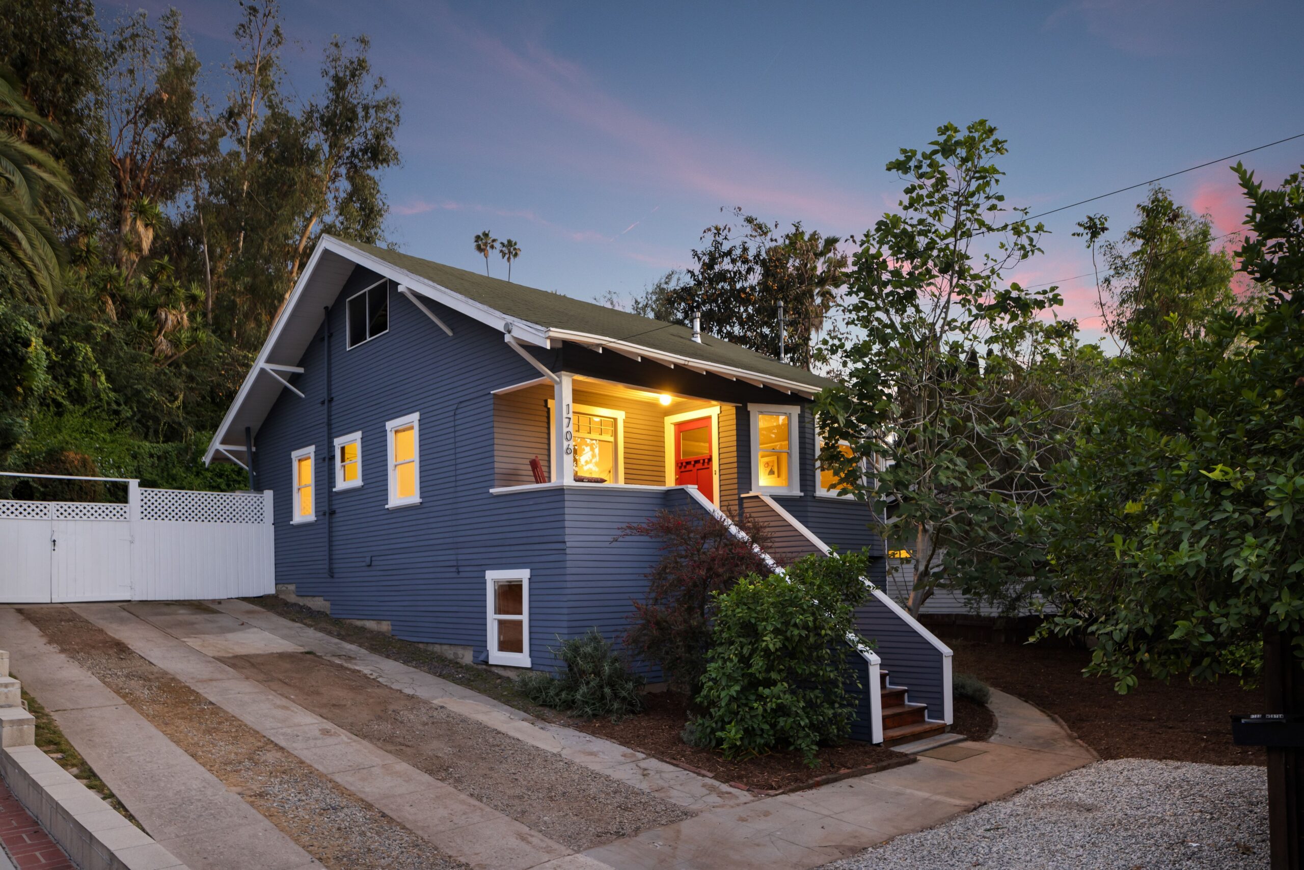 066 1706 Morton Ave 66 212