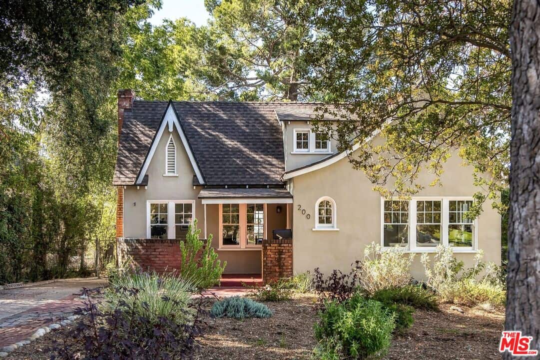 200 W Terrace St 29